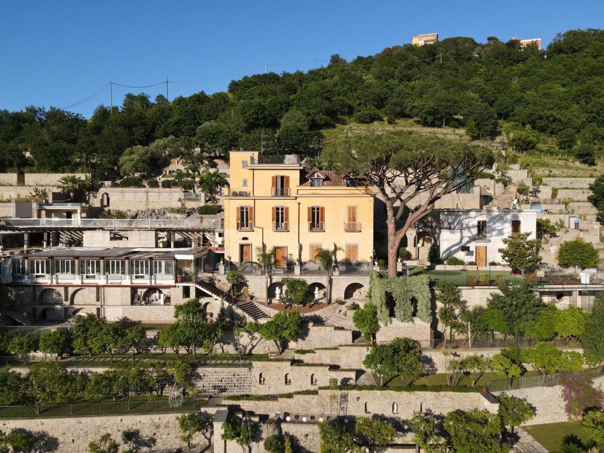 Villa Di Natale Pagani Kültér fotó